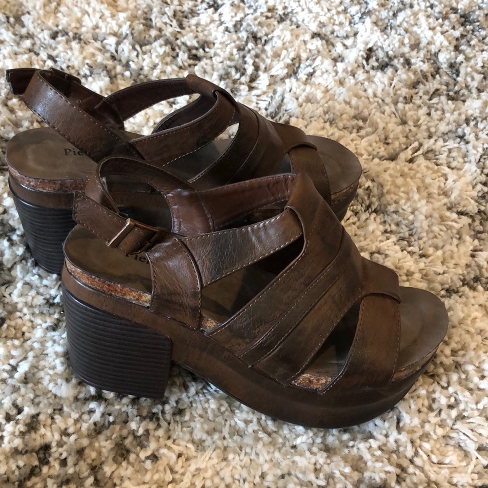 Pierre Dumas heels